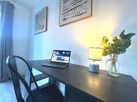 Alma House by Blue Skies Stays - B&B Hartlepool