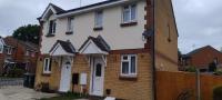 Entire 2 bedroom home with parking in Coventry, UK - B&B