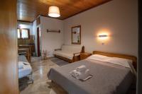 Aristofanis 1 - B&B Tolón