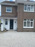 Carol's Place, 3 Room Types Available, close to Margam Park, Porthcawl, M4 J37 - Chambres d'hôtes Kenfig Hill