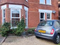 Atelier Verde - A Comfortable Garden Apartment - Ferienwohnung Bournemouth