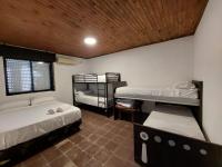 Camera Quadrupla Economy con Bagno in Comune