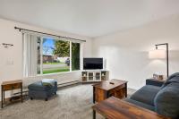 Quiet 1 Bed Apt #4 - In Town Great, Central Location - B&B