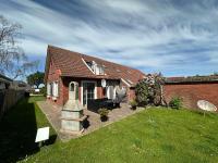 Huus an`t Koornfeld, Urlaub an der Nordsee im Herzen von Ostfriesland, Nahe Norden-Norddeich - B&B