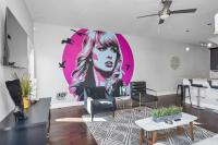 Taylors Nashville Home - Stunning Rooftop Views - B&B Nashville