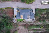 StayVista at Echoes of Ease with Bonfire & WiFi - B&B Rishikesh