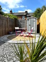 Lovely Double Room in Terrace Home - University Hospital City Centre - Ferienwohnung Reading