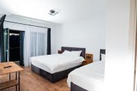 Dreibettzimmer mit Balkon