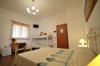 Quadruple Room with Private Bathroom