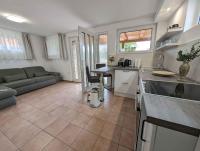 Apartment in Zamardi - Balaton 53839 - Bed and Breakfast Zamárdi