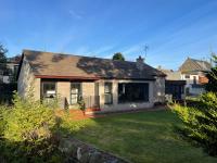 Modern Coastal Retreat, 5-Bedroom, 4-Bathroom Home, with Parking in Portsoy - Chambres d'hôtes Portsoy