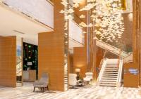 Serene 2BR Apartment in Venetian Tower Grand Sungkono Lagoon Surabaya by Le Ciel Hospitality - B&B Surabaya