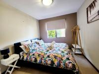 Seaside Two Bedroom Villa With Resort Facilities - Bed and Breakfast Mandurah