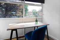 Large City house in most desirable location - walk to river - B&B