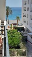 Between Beach & Center - B&B La Herradura