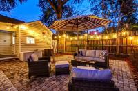 Hot Tub - Historic District - Next to Forsyth Park - B&B Savannah