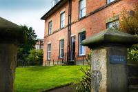 The Penthouse Queen Margaret's Lodge - B&B Scarborough