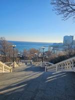 Spacious apartment by the sea - B&B Odesa