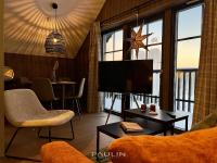 Lindvallen Ski Resort Pool and Padel - Sauna - 4 Guests - Bed and Breakfast Sälen