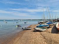 Luxury beachfront property Cockles-Sea View-private parking for 2 cars-sleeps 10 - Ferienwohnung