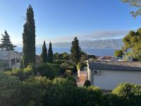 "Silente" Cozy Two-bedroom Apartment with sea view - B&B Postira