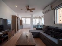 2BR Ocean II Flat - Parking & 2min to Levante Beach - B&B Benidorm