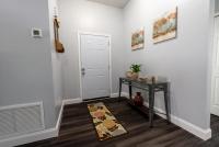 Family Retreat Near NAS JAX and Orang Park Mall with Gameroom - Ferienwohnung Jacksonville