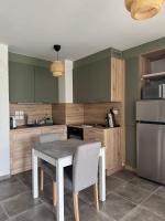 O'petit nid sauge T2 45m place de parking - B&B Aix-les-Bains