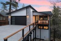 Modern Lodge Near Lake Village Snow Summit Game Room Decks Firepit Views - B&B Big Bear Lake