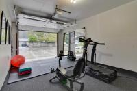 Lovely Vancouver Retreat with Home Gym! - Ferienwohnung Vancouver