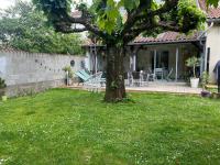 Jolie maison Juillan "Une escapade au pied des Pyrénées" - B&B