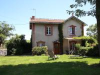 Maison de charme avec grand parc pour des vacances en famille au cœur de l'Auvergne - FR-1-582-278 - Ferienwohnung