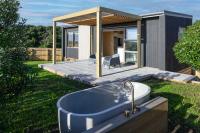 Old Beach Pods, Te Moana - Bed and Breakfast Waikanae