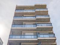 Frente al sanatorio de la mujer - totalmente equipado y con balcon - B&B Rosario