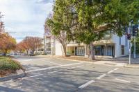 Newly Furnished 2BR Apt in Kingston Foreshore - Hosted by Canstay - B&B Kingston