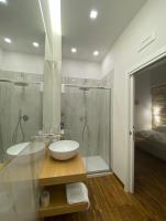 Deluxe Double Room with Shower