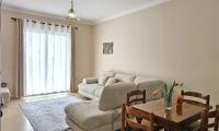 Poetry Apartment - Bed and Breakfast Vlorë