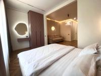 Meridian 151 Residence & drinking water as a gift - B&B Almatý