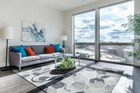 1BR City Loft With Modern Glass Views - B&B Chicago