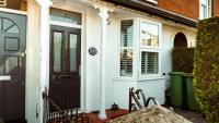 Horsham 3 Bed House With Garden - Chambres d'hôtes Horsham