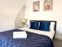 City Centre Embankment View Apartment Sleeps 3 - B&B Cardiff