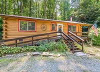 Cozy Stream True Log Cabin w/ Hot Tub Near SMNP - B&B Maggie Valley
