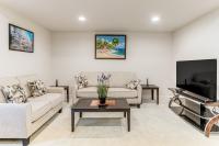 12 Mi to Hospitals Modern Apartment in Aurora! - Chambres d’hôtes Aurora