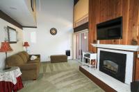 Mammoth Ski Racquet Club 120 - Pet Friendly - B&B Mammoth Lakes