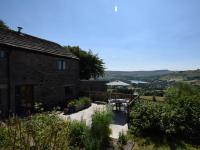 2 Bed in Whaley Bridge PK741 - B&B