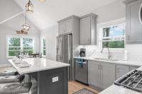 Modern Mountain Home with River Access - B&B Ellijay