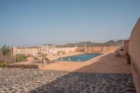 Dar-Dawya Villa on Hill, not overlooked - B&B