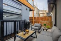 Home Theater with AC, Dual Master Suites, BBQ - Bed and Breakfast Calgary