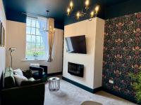 Newly refurbished, 2BD, 1Bath, Free Parking, Central - B&B Gloucester