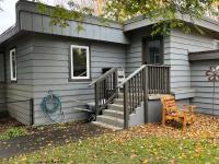 Modern Midtown Base Camp with 3 Luxe King Beds - B&B Anchorage